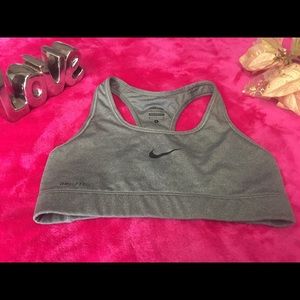 Nike pro sport bra